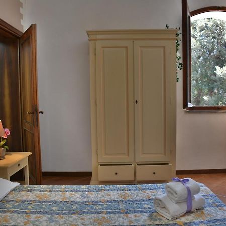 Hotel Villa Paradiso Рипарбела Екстериор снимка
