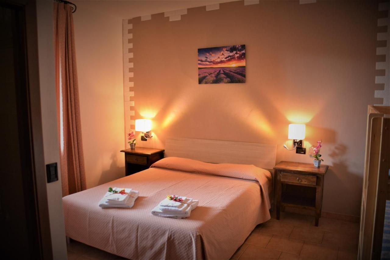 Hotel Villa Paradiso Рипарбела Екстериор снимка