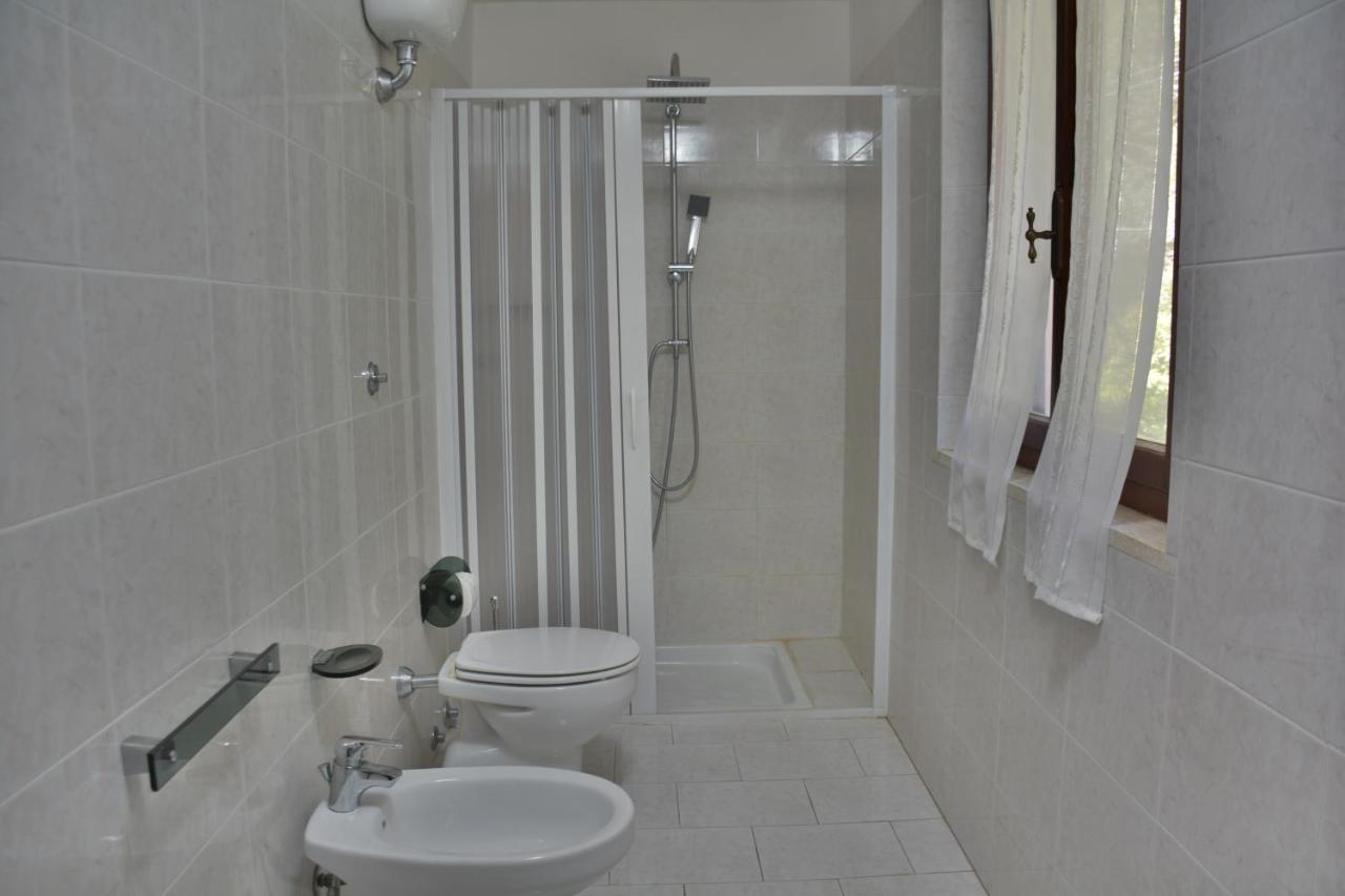 Hotel Villa Paradiso Рипарбела Екстериор снимка